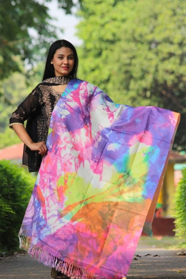 WEB_S025 (A) Digital Print Woolen Shawl - S025