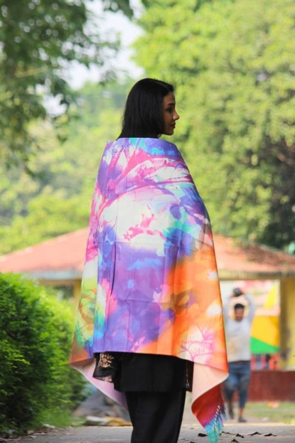 WEB_S025 (B) Digital Print Woolen Shawl - S025