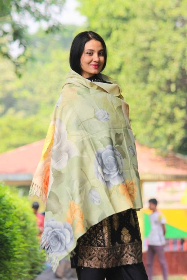 WEB_S026 (A) Digital Print Woolen Shawl - S026